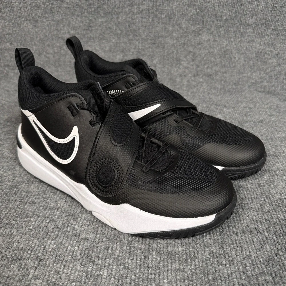 Nike Boys Size 7 Shoes Team Hustle D 11 Sneaker Kids Black White No-Tie Athletic